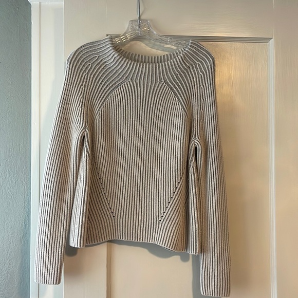 Athleta Sweaters - Athleta ribbed sweater. Size small